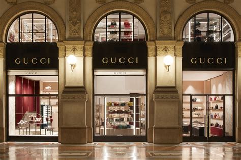 Gucci stores in italy